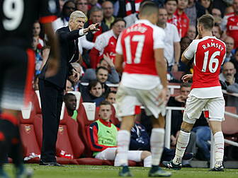 Arsene Wenger unhappy with Gar...